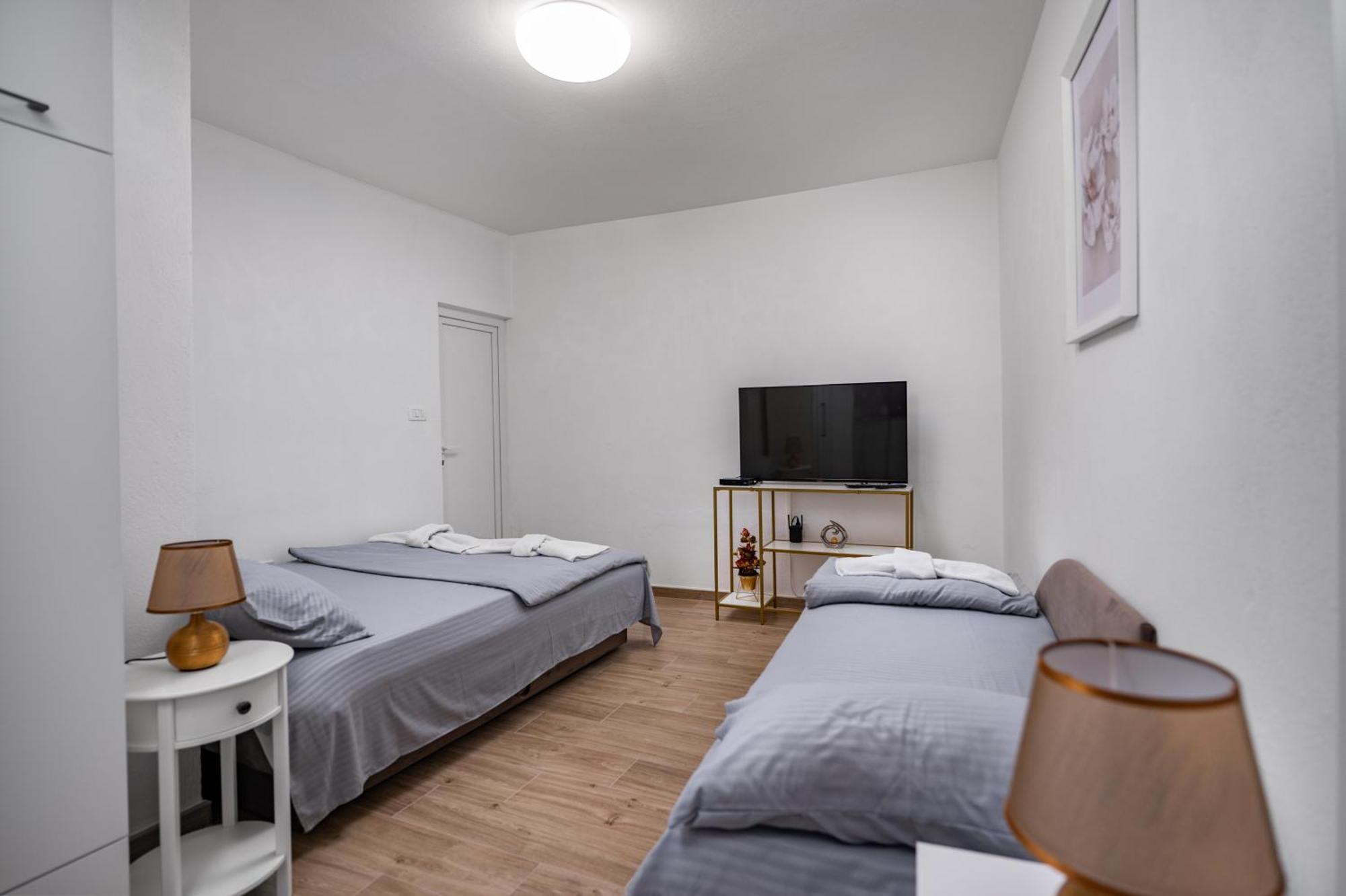 Apartmani Kaan Podgorica Eksteriør bilde