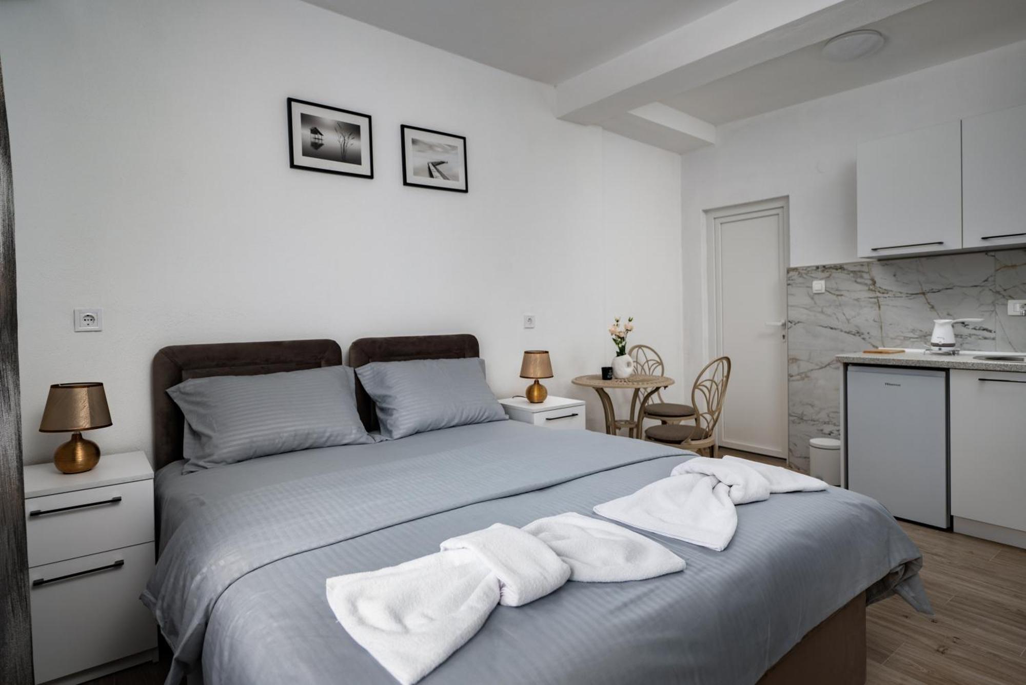 Apartmani Kaan Podgorica Eksteriør bilde
