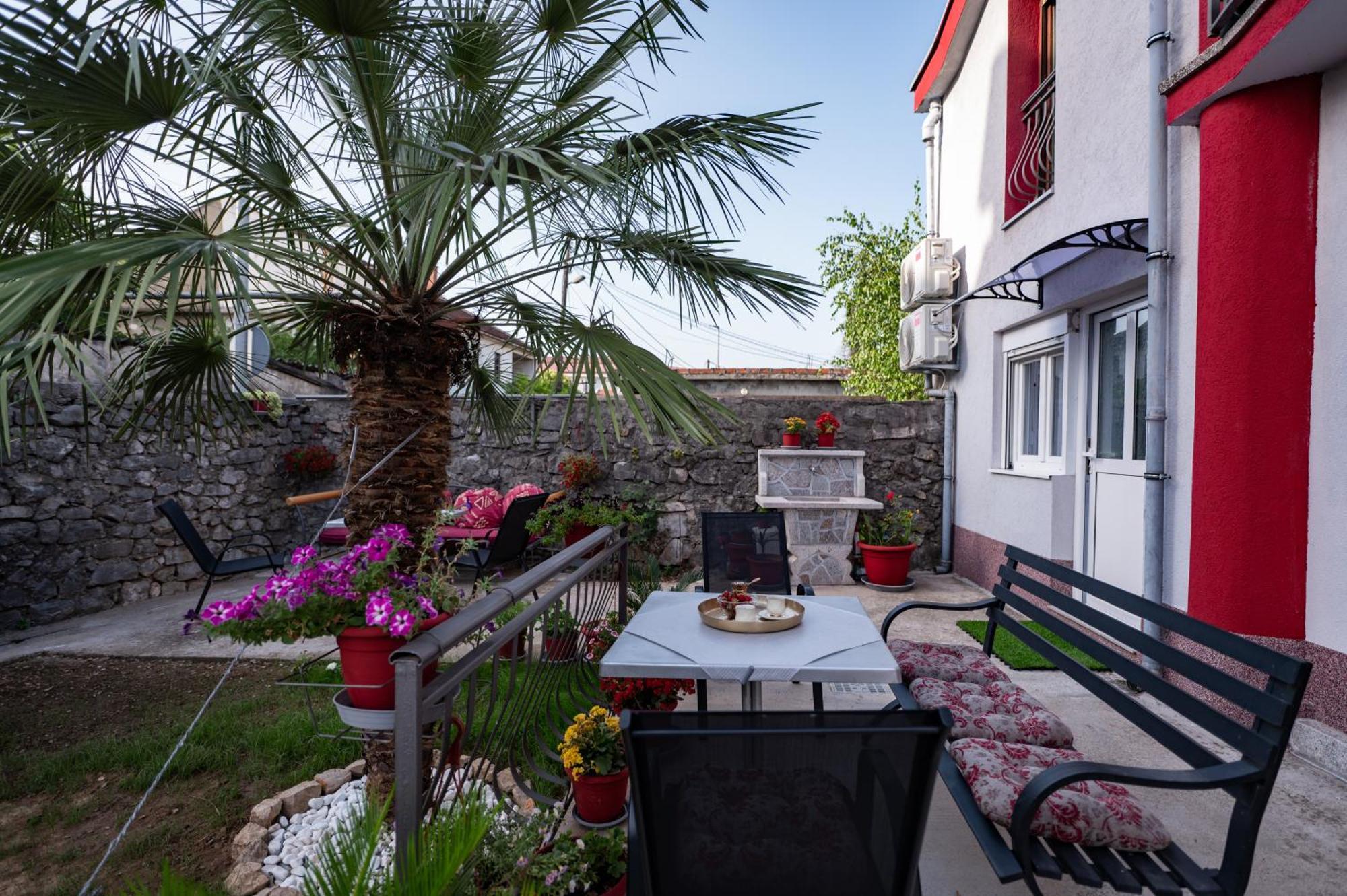 Apartmani Kaan Podgorica Eksteriør bilde