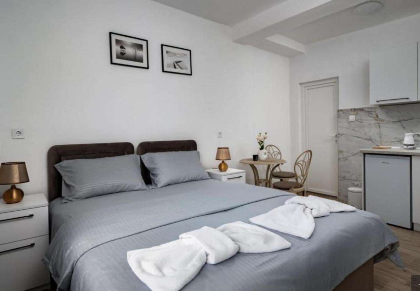 Apartmani Kaan Podgorica Eksteriør bilde