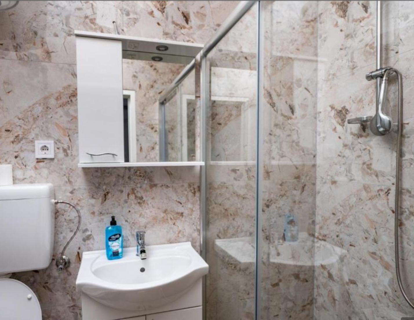 Apartmani Kaan Podgorica Eksteriør bilde